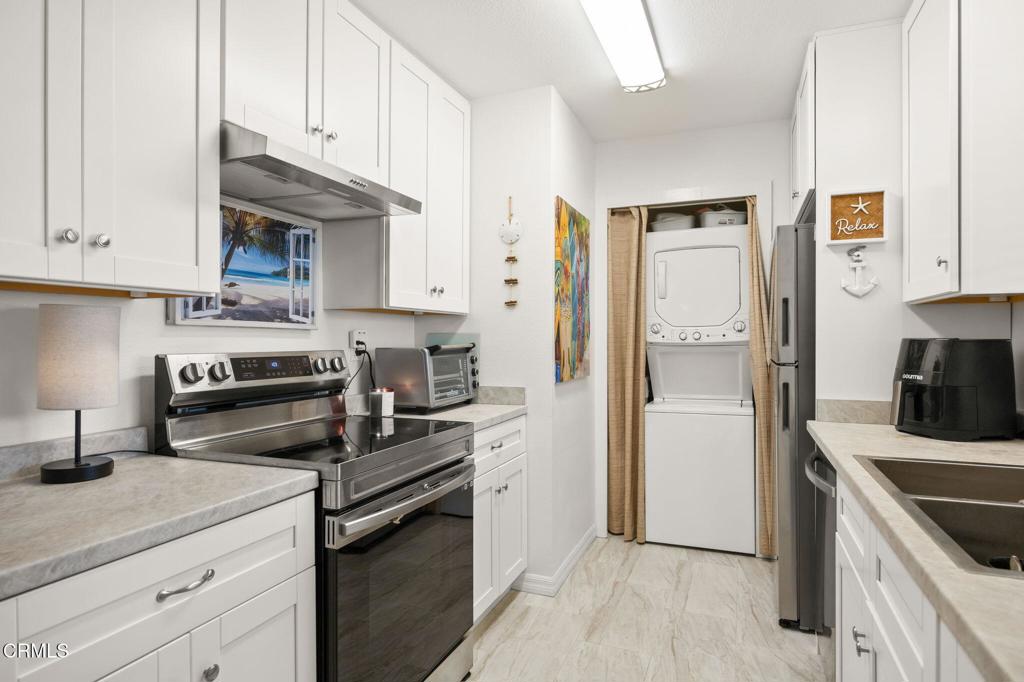 MLS #V1-33919 image #16