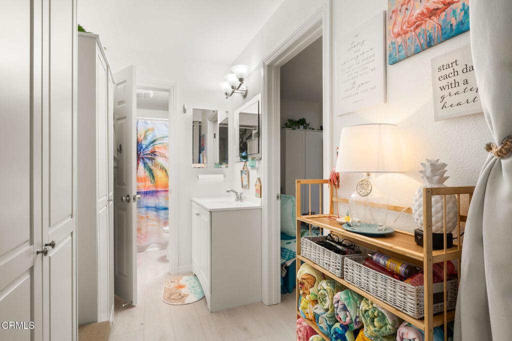 MLS #V1-33919 image #22