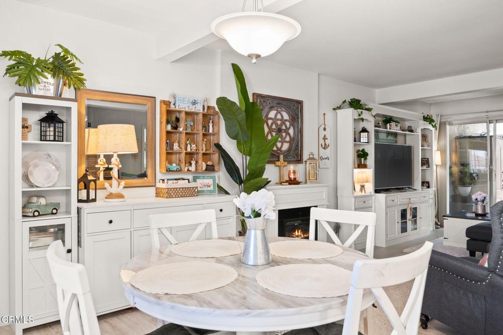 MLS #V1-33919 image #4