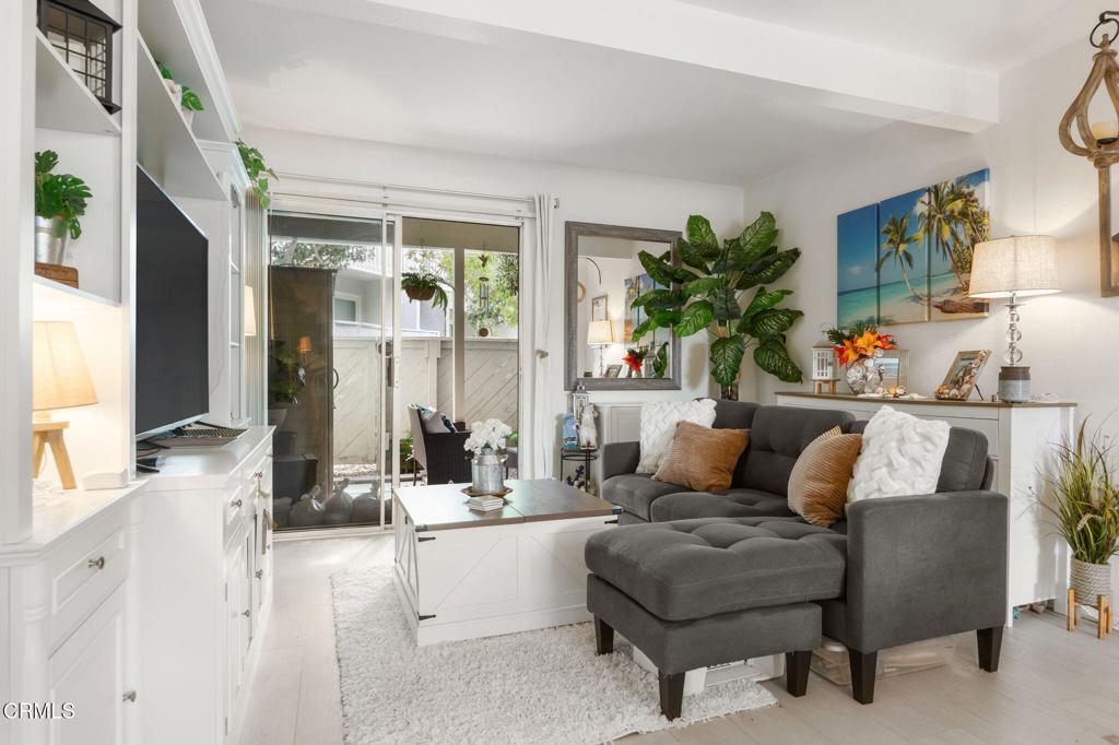 MLS #V1-33919 image #7