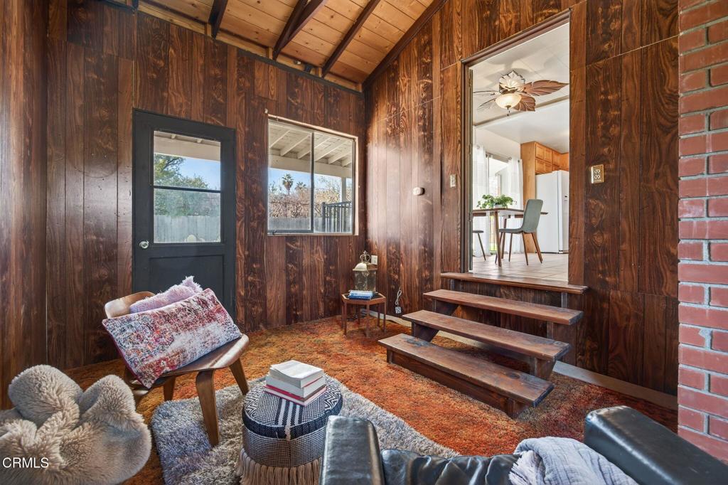 MLS #V1-33995 image #11