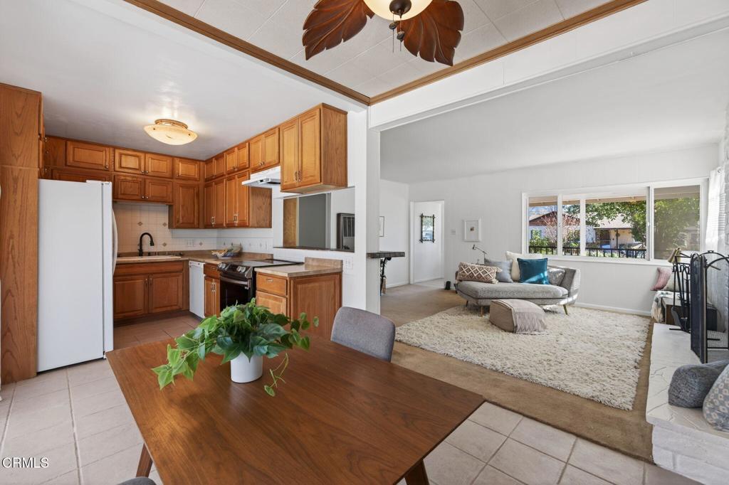 MLS #V1-33995 image #9