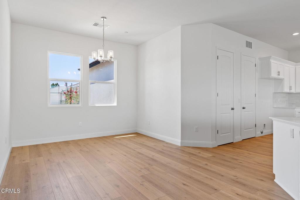 MLS #V1-33996 image #15