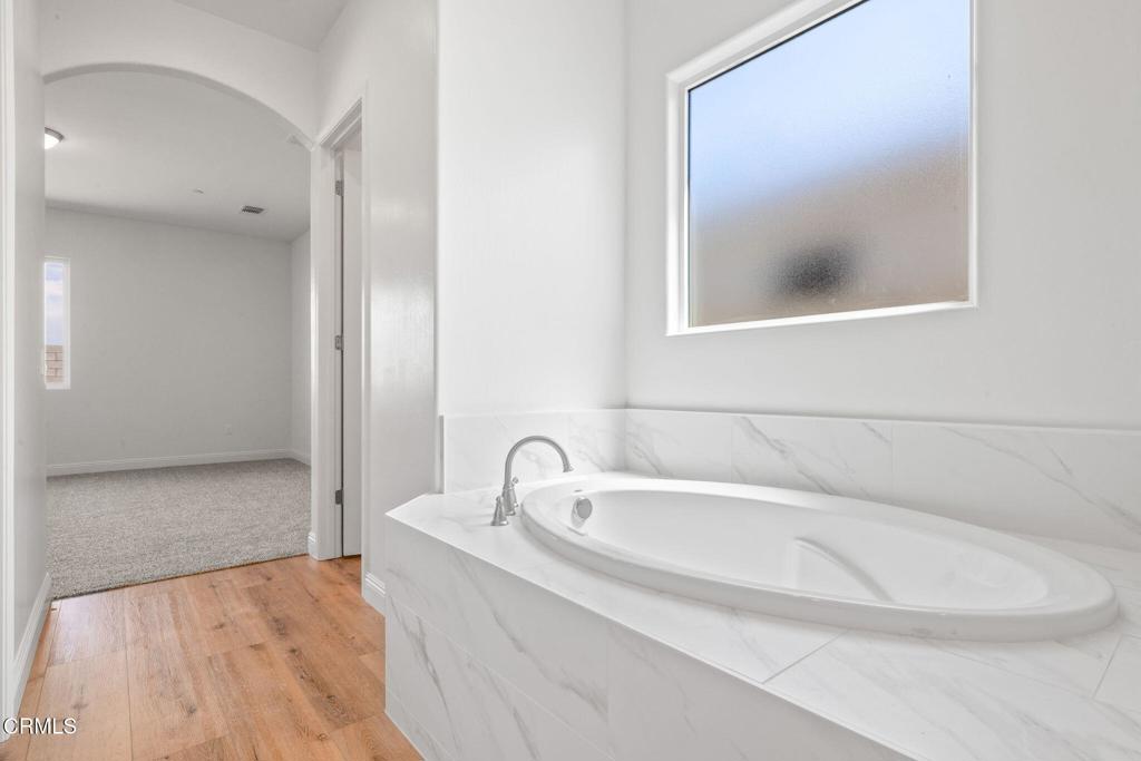 MLS #V1-33996 image #29