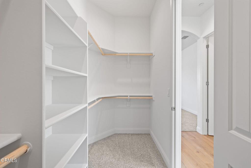 MLS #V1-33996 image #30