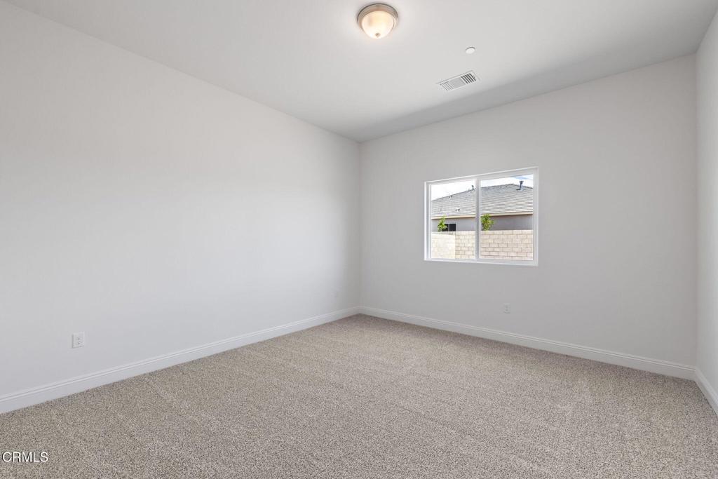 MLS #V1-33996 image #32