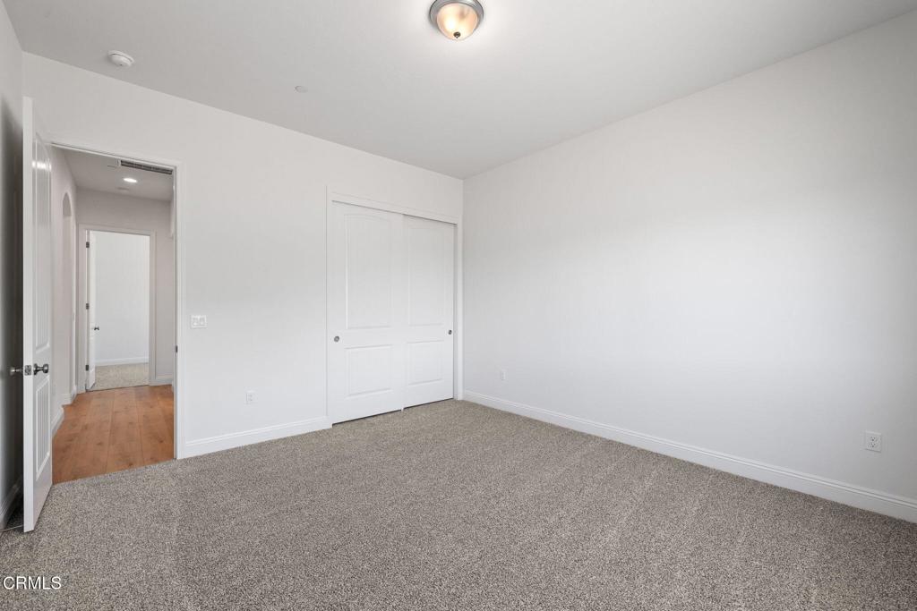 MLS #V1-33996 image #33