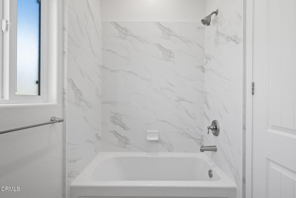 MLS #V1-33996 image #35