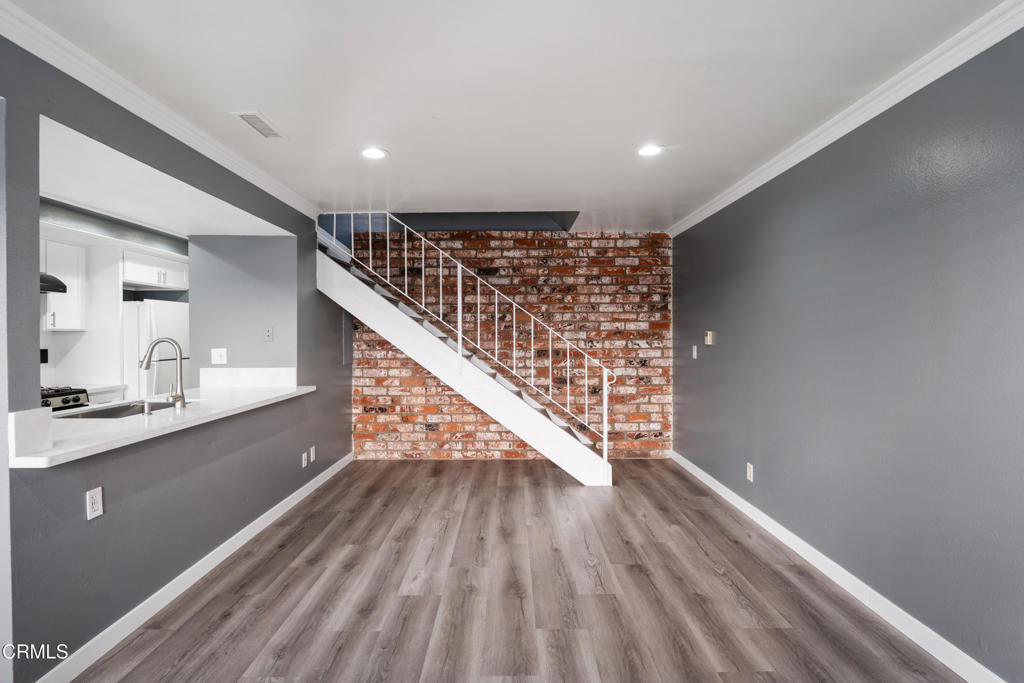 MLS #V1-34002 image #14