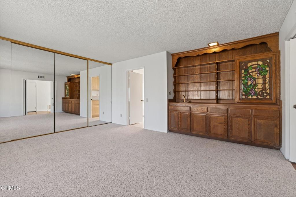 MLS #V1-34013 image #16