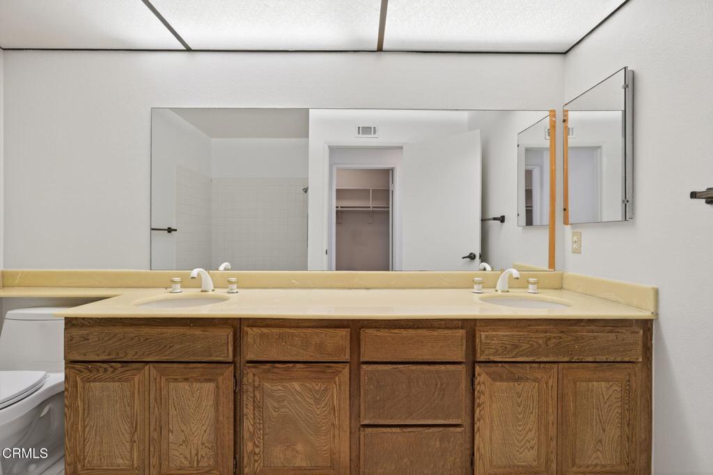 MLS #V1-34013 image #28