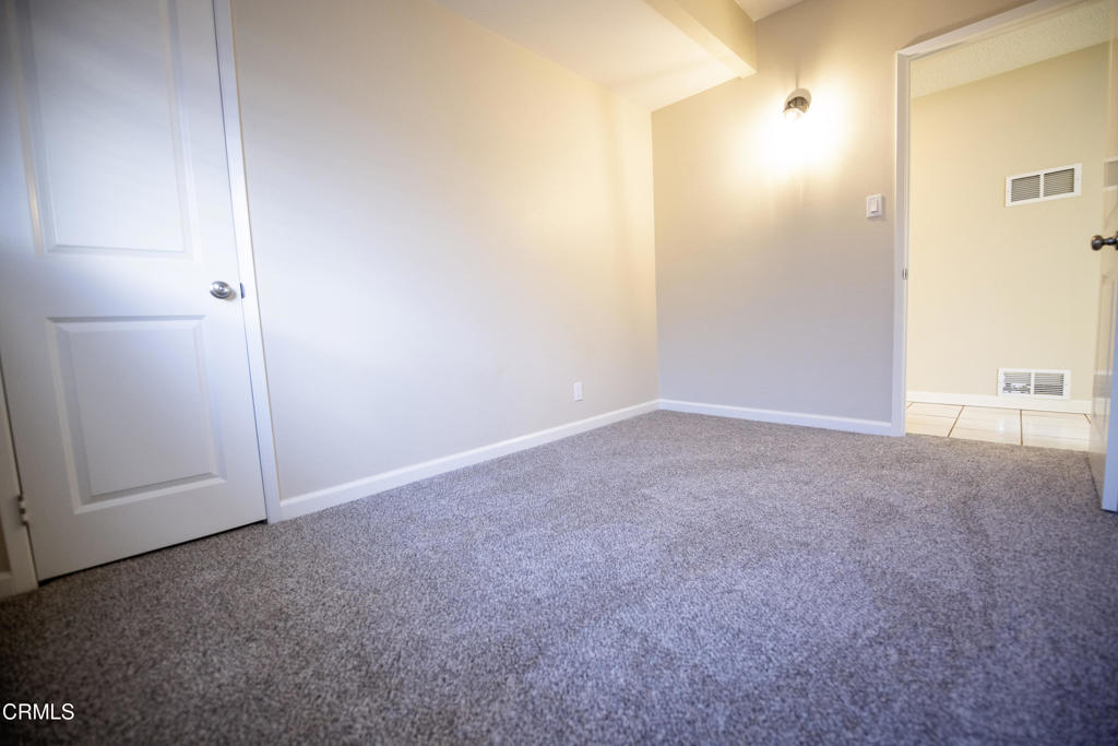 MLS #V1-34014 image #11