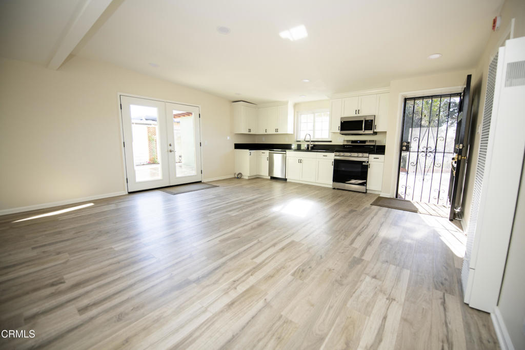 MLS #V1-34014 image #24