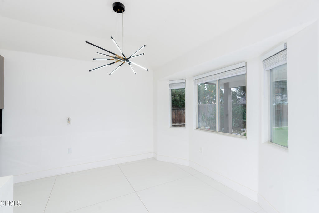 MLS #V1-34023 image #12