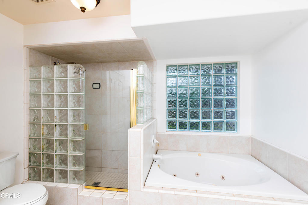 MLS #V1-34023 image #20