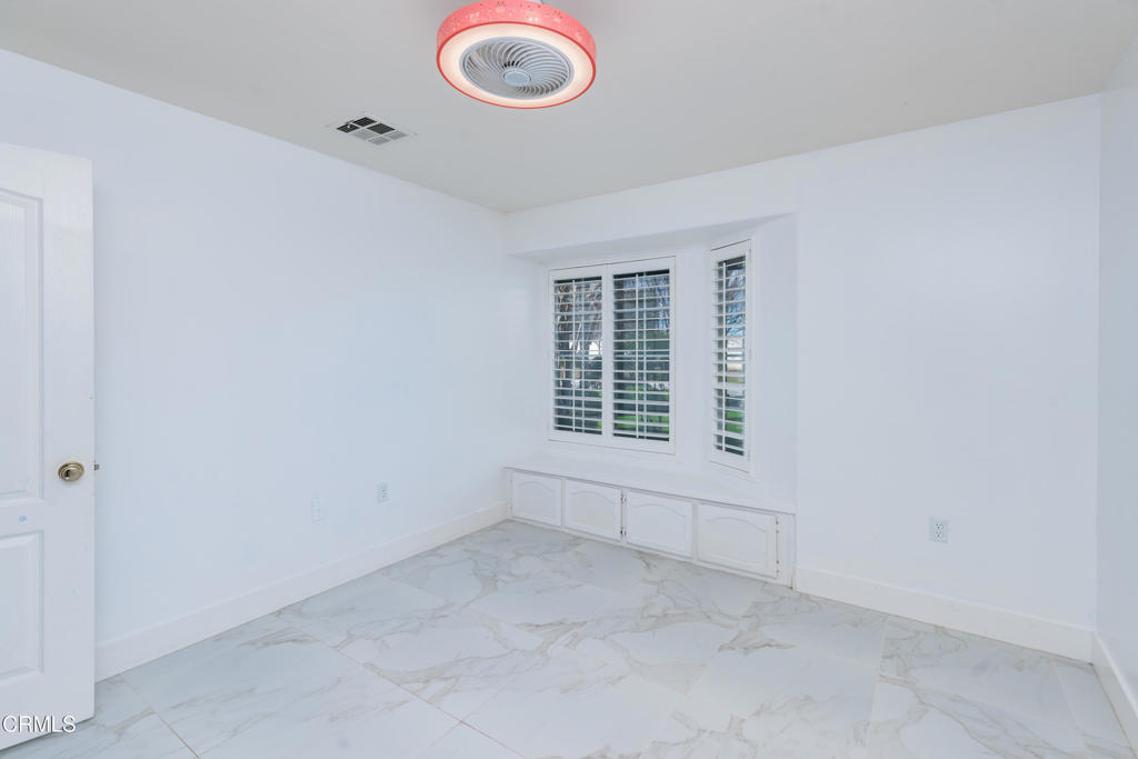 MLS #V1-34023 image #21