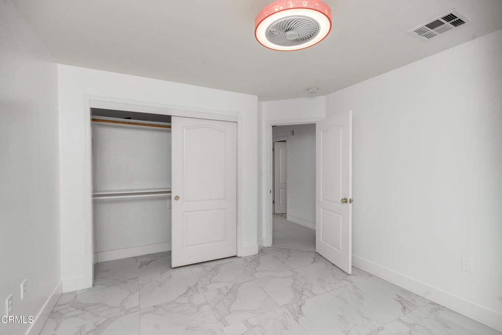 MLS #V1-34023 image #22