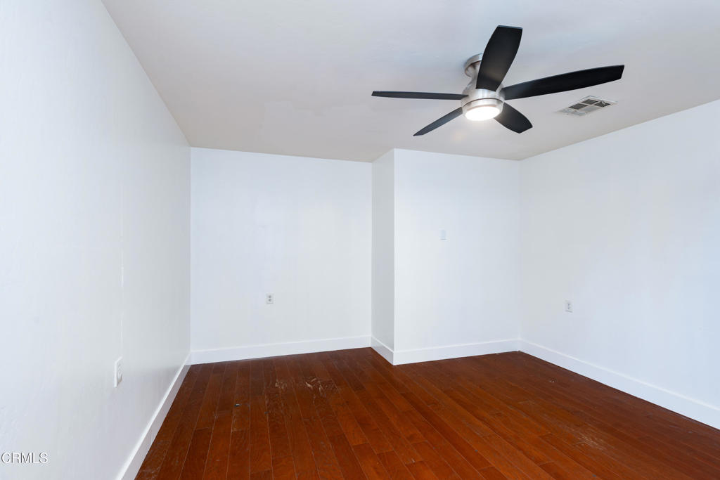 MLS #V1-34023 image #25