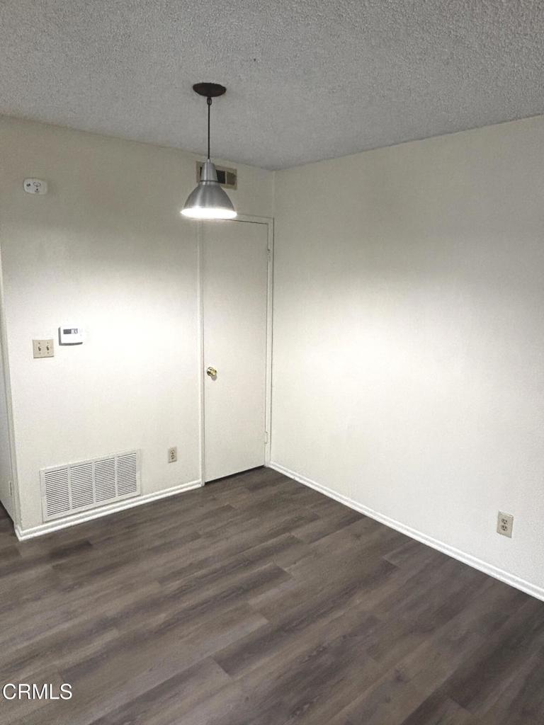 MLS #V1-34062 image #4