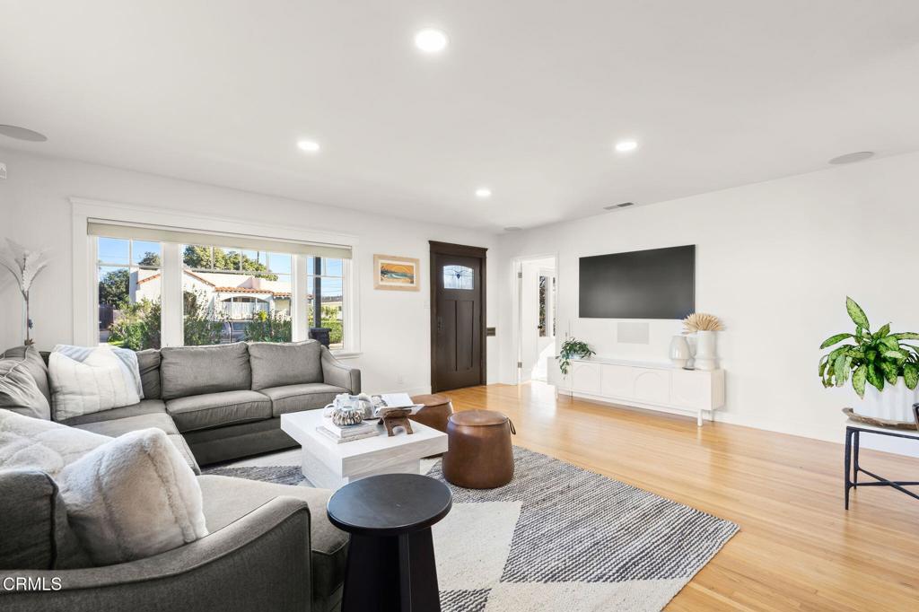 MLS #V1-34251 image #9