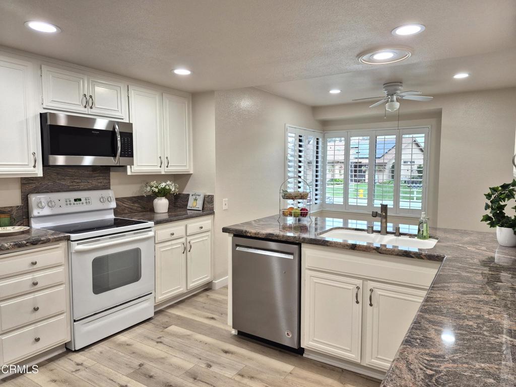 MLS #V1-34255 image #8