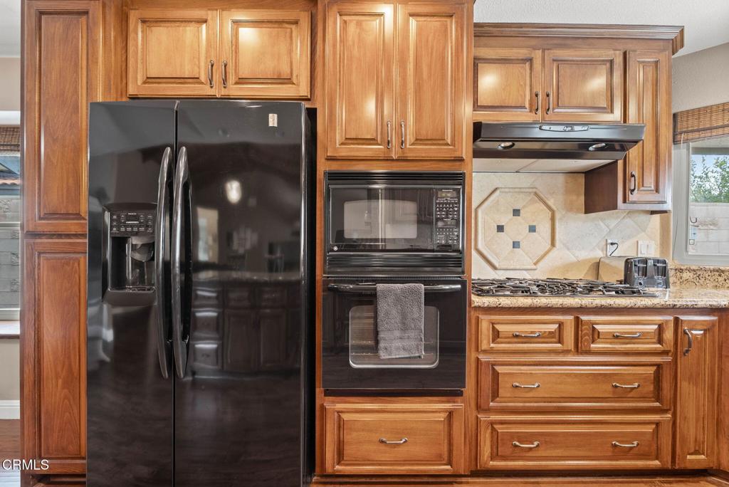 MLS #V1-34256 image #12