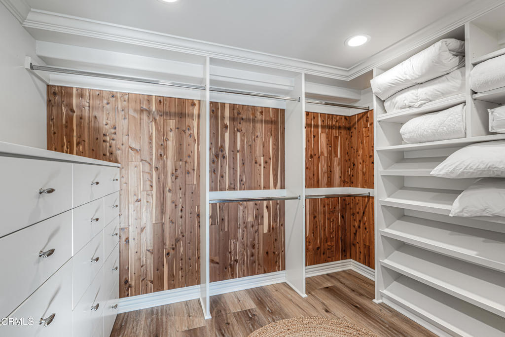 MLS #V1-34260 image #23