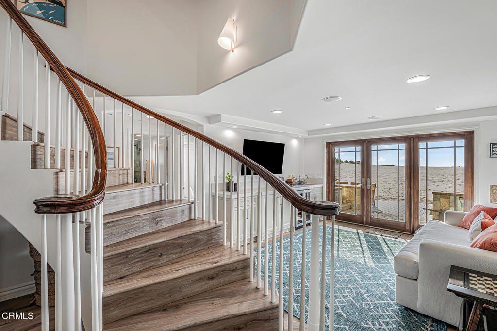 MLS #V1-34260 image #3