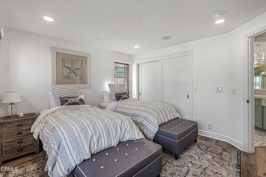 MLS #V1-34260 image #35