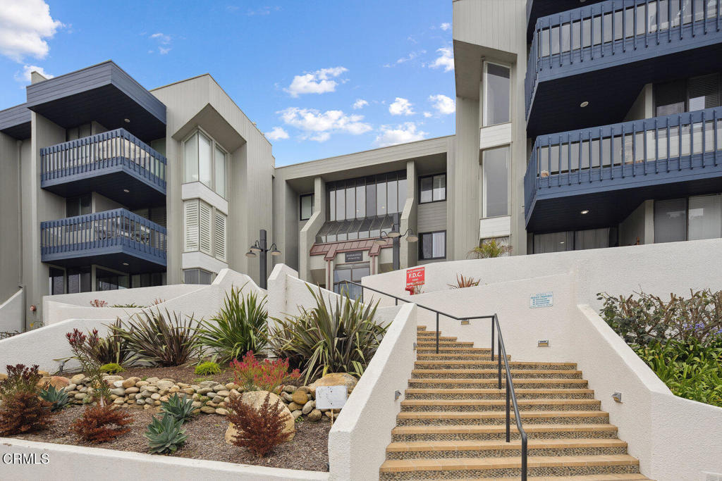 MLS #V1-34271 image #0