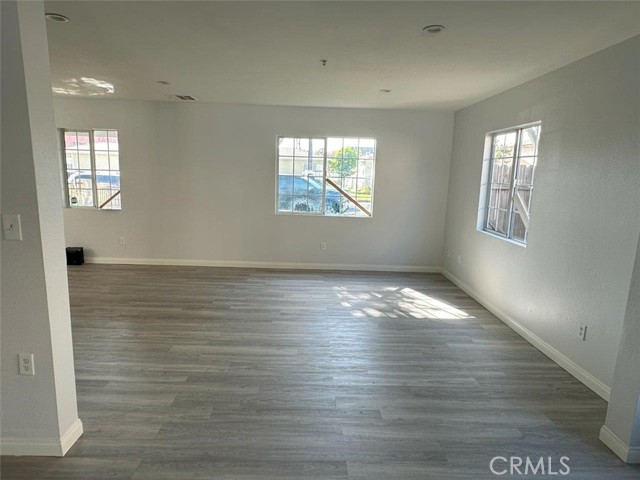 MLS #WS24164796 image #11