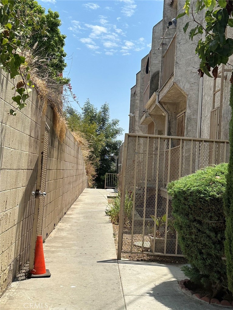 MLS #WS24165773 image #2