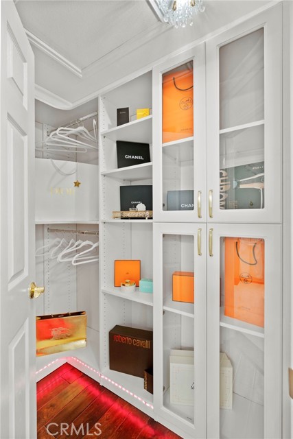 MLS #WS25008822 image #18