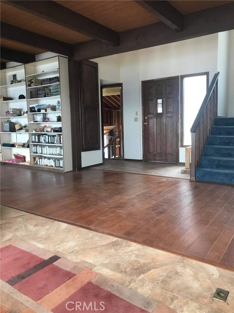 MLS #WS25019046 image #9