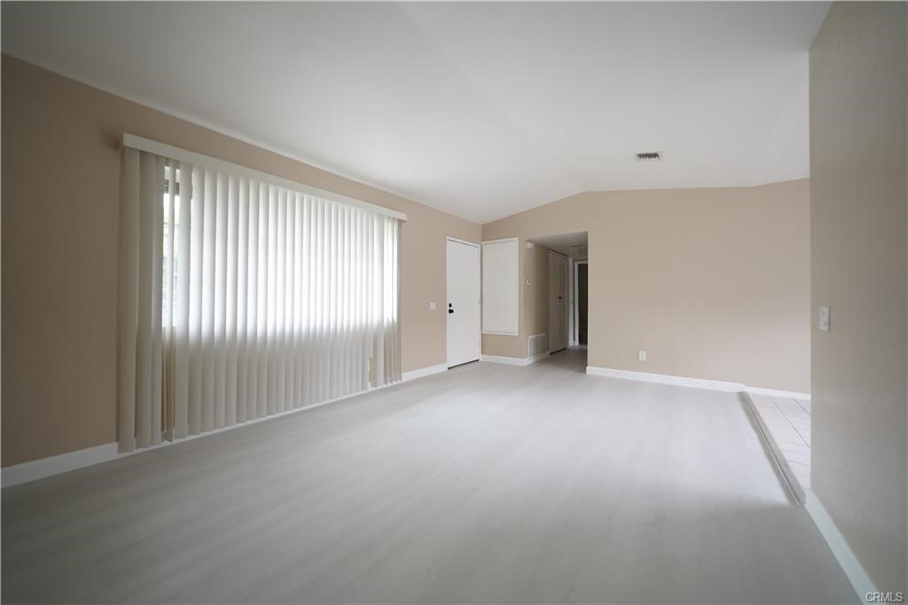 MLS #WS25036937 image #7