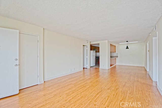 MLS #WS25043802 image #6