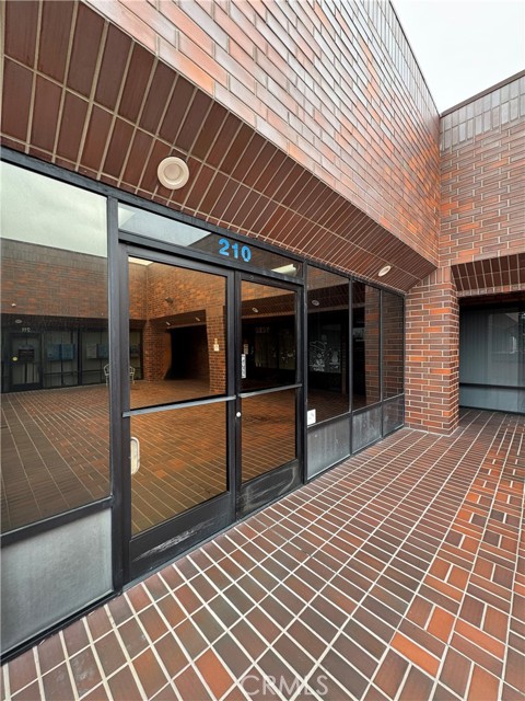 MLS #WS25054873 image #5