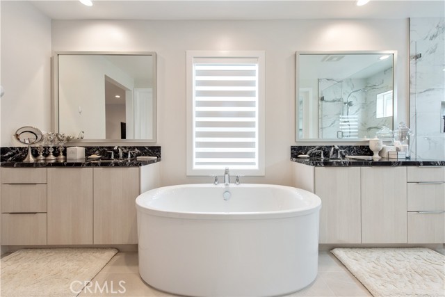 MLS #WS25062444 image #14