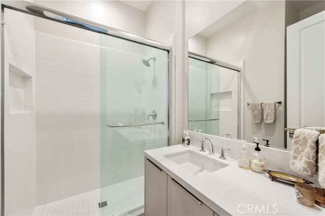 MLS #WS25062444 image #9