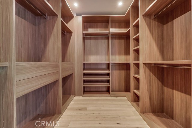 MLS #WS25062667 image #27