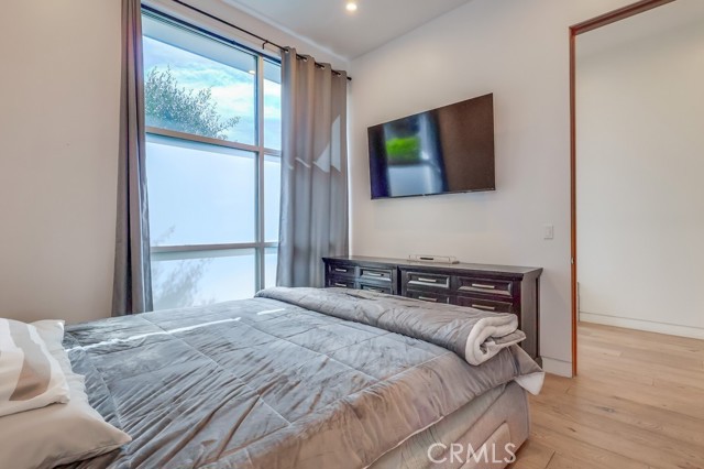 MLS #WS25062667 image #38