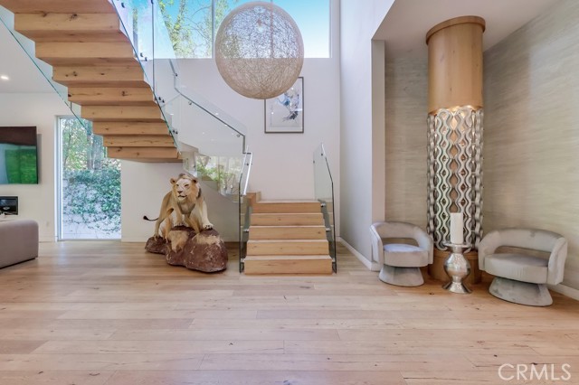 MLS #WS25062667 image #5