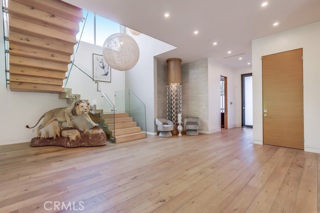 MLS #WS25062667 image #6