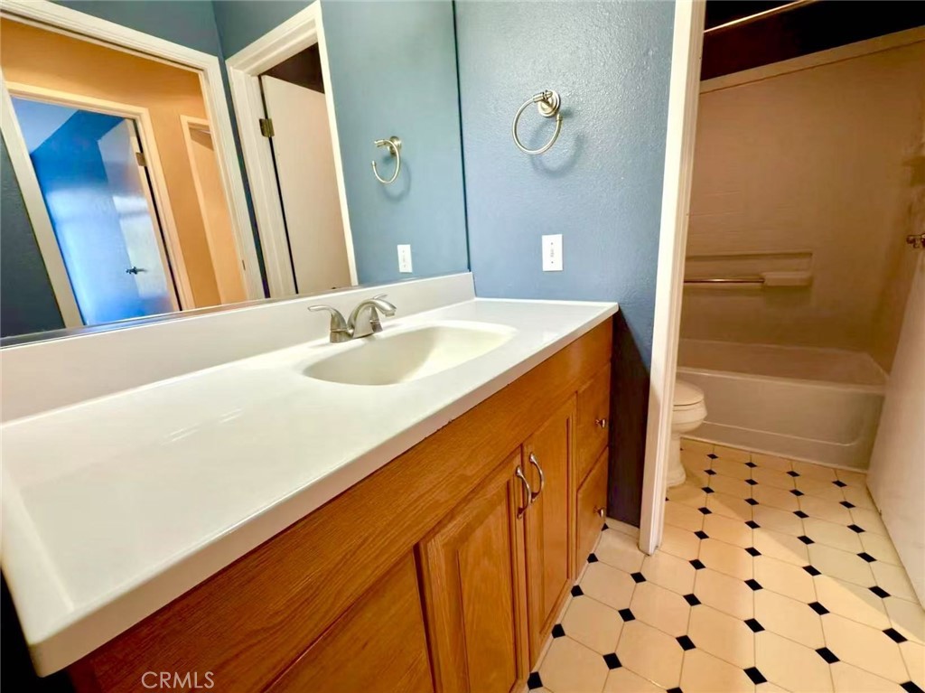 MLS #WS25074109 image #4