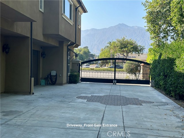 MLS #WS25081972 image #1