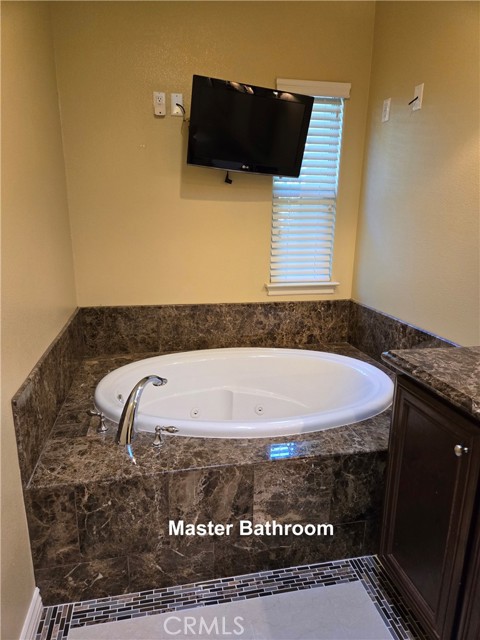 MLS #WS25081972 image #30