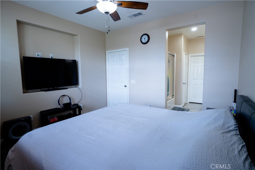 MLS #WS25093735 image #11