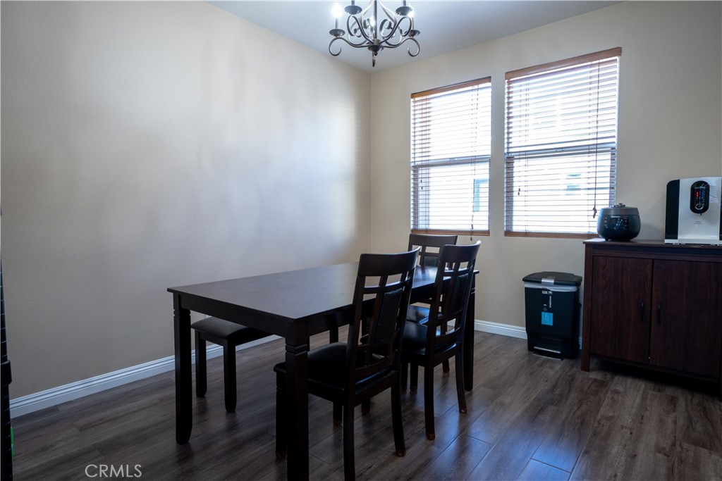 MLS #WS25093735 image #8