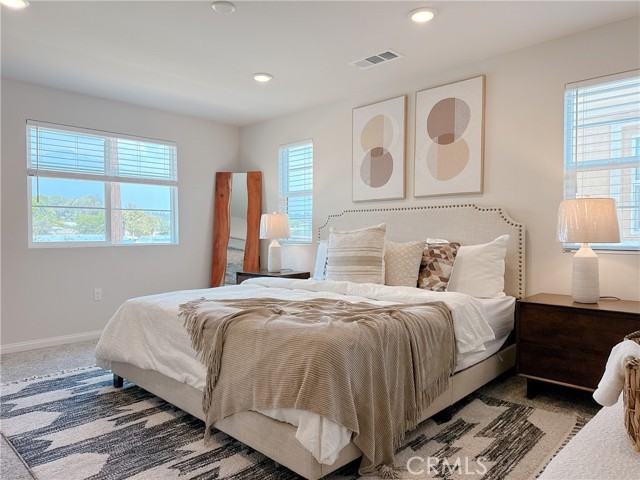 MLS #WS25094860 image #10