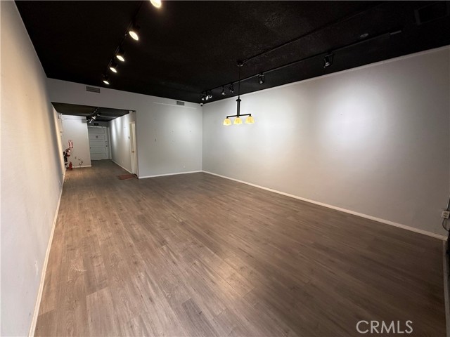 MLS #WS25098064 image #4